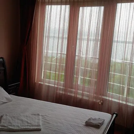 Apartament Deny Summerland 公寓 *